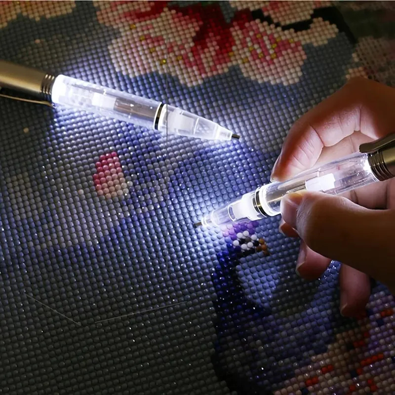 Embroidery Artwork - Długopis LED do malowania diamentami, 1