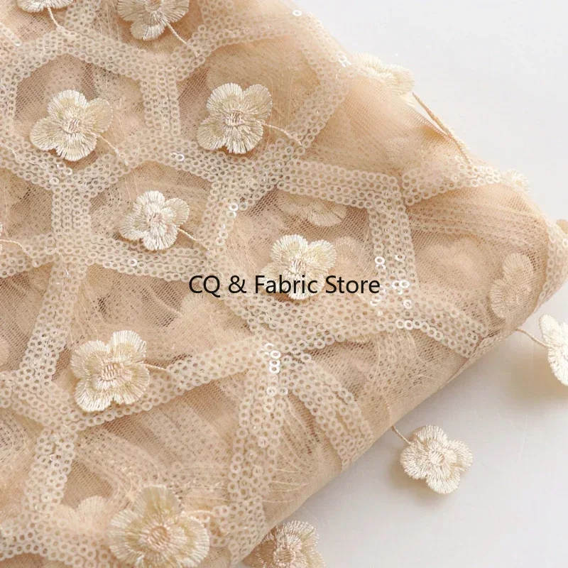 Embroidery Design 3D - Tkanina z siateczki z cekinami, haftowana