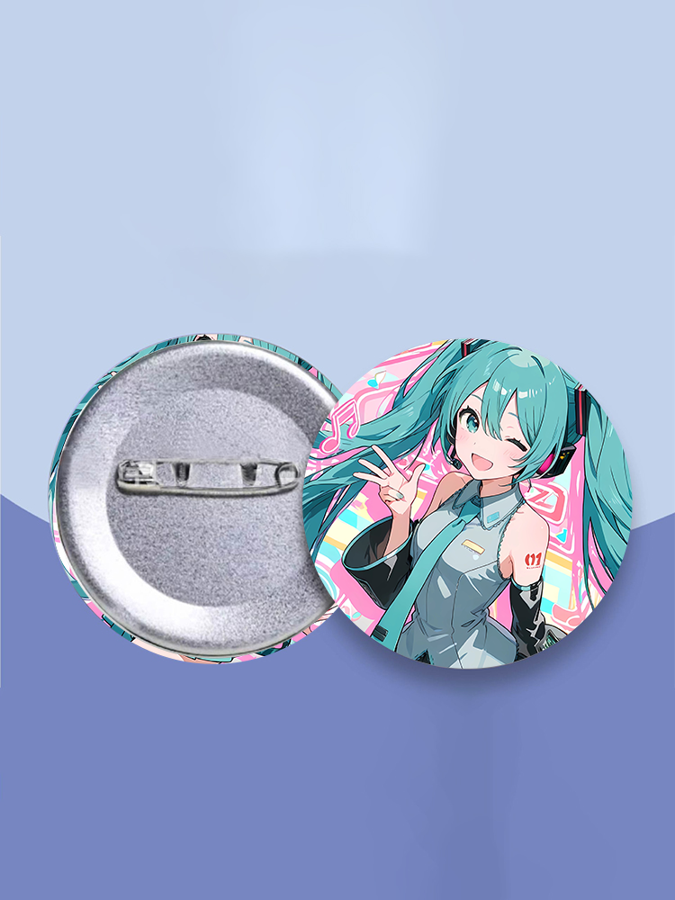 Nowa przypinka anime Hatsune M – Embroidery Simple recenzja i cena