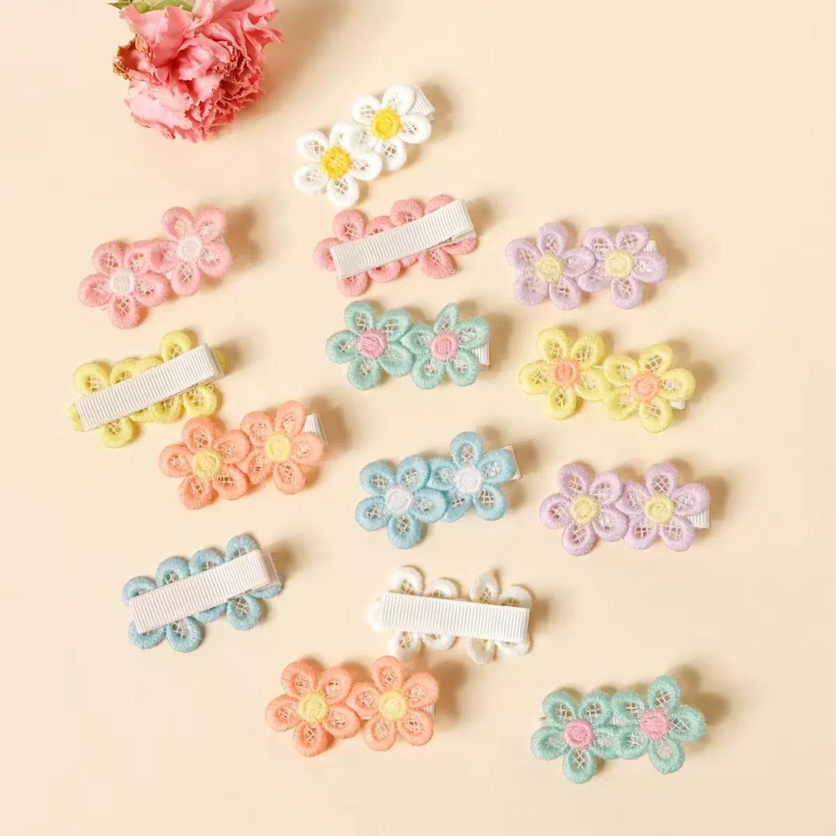 14 szt. Haftowane ozdoby do wł – Embroidery Daisy recenzja i cena